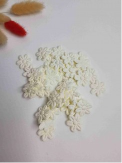 Цветочки тканевые 2 см (кремовый), 20штук